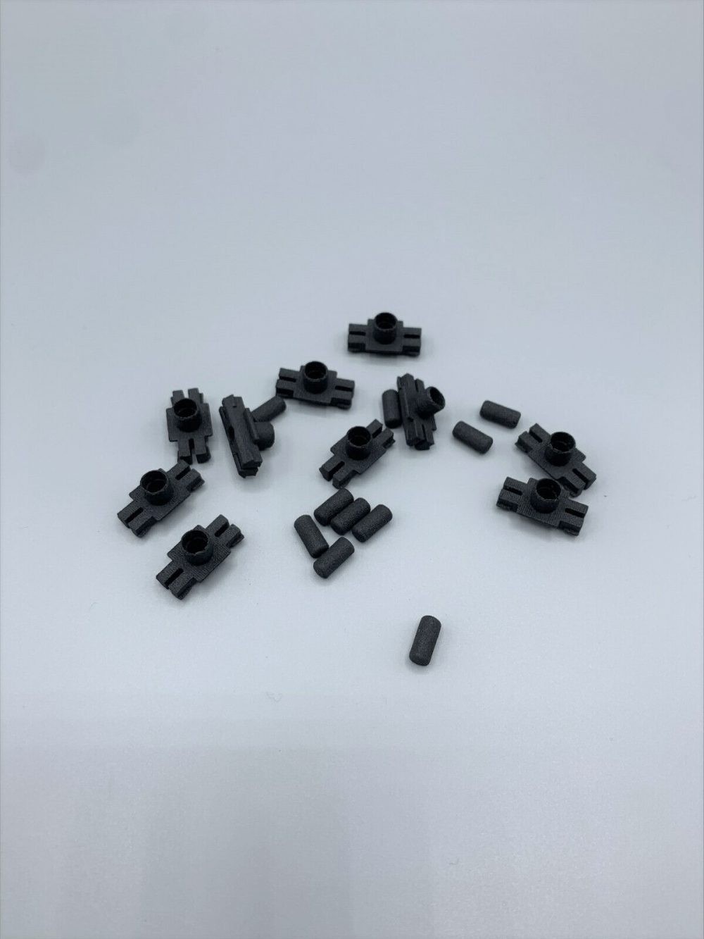 BMW E24 628 630 633 635 CSI plastic clip trim set 10 pieces 1