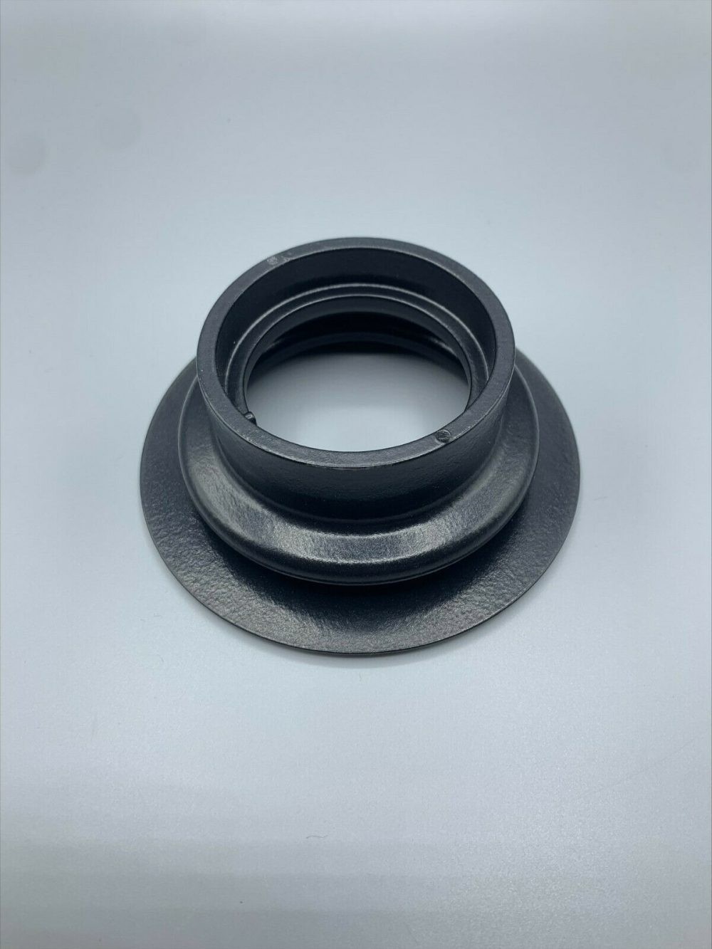 Hanomag B6 B8C rubber air intake seal mount 1